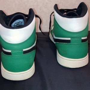 Jordan 1 pine green mids